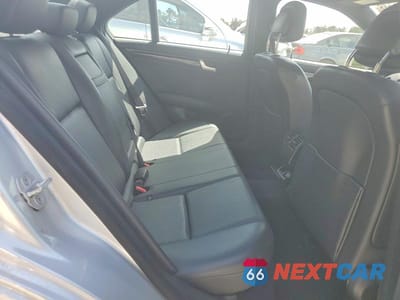 Zdjęcie 10 z 12 samochodu: 2012 MERCEDES-BENZ C 250 VIN:WDDGF4HBXCR210461 - miniatura