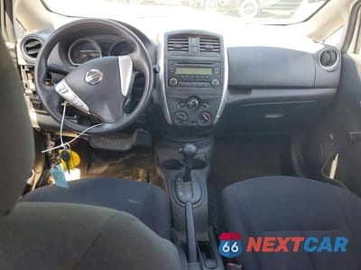 Zdjęcie 8 z 13 samochodu: 2015 NISSAN VERSA NOTE S PLUS VIN:3N1CE2CP9FL376214 - miniatura