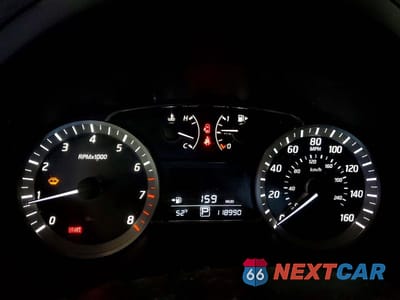 Zdjęcie 9 z 12 samochodu: 2013 NISSAN SENTRA S VIN:3N1AB7AP0DL668461 - miniatura