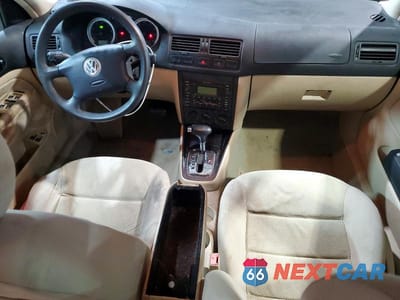 Zdjęcie 8 z 11 samochodu: 2005 VOLKSWAGEN JETTA GLS VIN:3VWSK69M05M015434 - miniatura