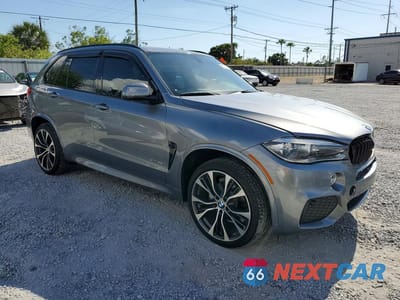 Czwarte zdjęcie samochodu z boku: 2016 BMW X5 SDRIVE35I VIN:5UXKR2C5XG0R72540 - miniatura