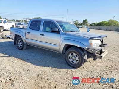 Czwarte zdjęcie samochodu z boku: 2015 TOYOTA TACOMA BASE VIN:5TFJX4CN7FX057567 - miniatura