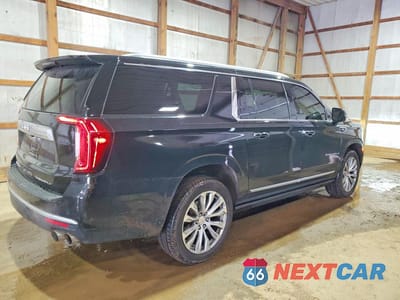 Trzecie zdjęcie samochodu z tyłu: 2022 GMC YUKON XL DENALI VIN:1GKS2JKL7NR205354 - miniatura
