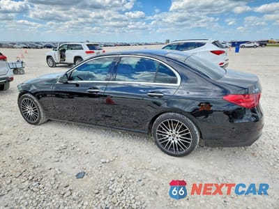 Drugie zdjęcie samochodu z przodu: 2022 MERCEDES-BENZ C 300 VIN:W1KAF4GB0NR008402 - miniatura