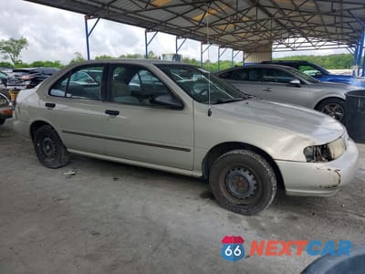 Czwarte zdjęcie samochodu z boku: 1997 NISSAN SENTRA BASE VIN:3N1AB41D7VL034425 - miniatura
