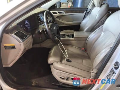 Zdjęcie 7 z 12 samochodu: 2015 HYUNDAI GENESIS 3.8L VIN:KMHGN4JE9FU021914 - miniatura