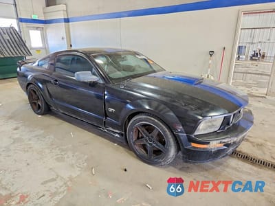 Czwarte zdjęcie samochodu z boku: 2007 FORD MUSTANG GT VIN:1ZVFT82HX75237141 - miniatura
