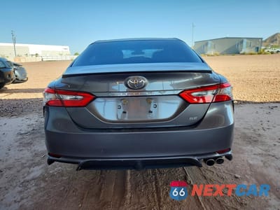 Zdjęcie 6 z 12 samochodu: 2018 TOYOTA CAMRY SE VIN:4T1B11HKXJU551950 - miniatura