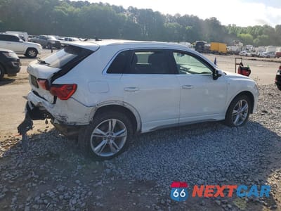 Trzecie zdjęcie samochodu z tyłu: 2020 AUDI Q3 PREMIUM S LINE VIN:WA1DECF35L1102845 - miniatura