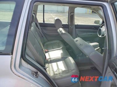 Zdjęcie 10 z 12 samochodu: 2004 VOLKSWAGEN JETTA GLS TDI VIN:WVWSR61J94W040850 - miniatura