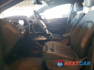Zdjęcie 7 z 13 samochodu: 2024 AUDI Q4 E-TRON PREMIUM PLUS VIN:WA1LUBFZ7RP044398 - miniatura