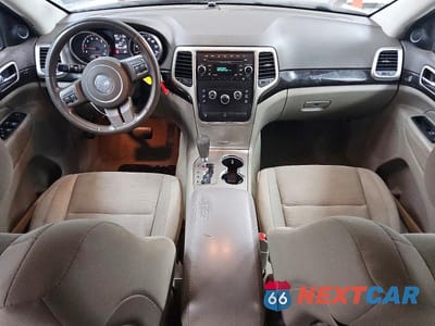 Zdjęcie 8 z 12 samochodu: 2013 JEEP GRAND CHEROKEE LAREDO VIN:1C4RJFAG7DC553039 - miniatura