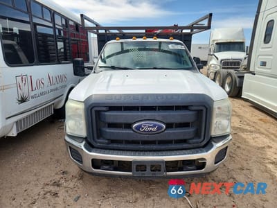 Piąte zdjęcie samochodu w środku: 2016 FORD F350 SUPER DUTY VIN:1FDRF3G62GEB56745 - miniatura