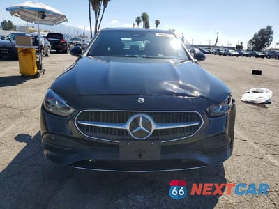 Piąte zdjęcie samochodu w środku: 2025 MERCEDES-BENZ C 300 VIN:W1KAF4GB1SR282218 - miniatura