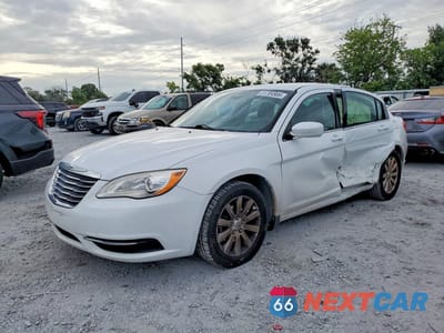 2013 CHRYSLER 200 TOURING 1C3CCBBB4DN672428 - główne zdjęcie licytacji z USA - miniatura