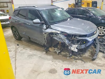 Czwarte zdjęcie samochodu z boku: 2022 CHEVROLET TRAILBLAZER LT VIN:KL79MPS22NB011870 - miniatura
