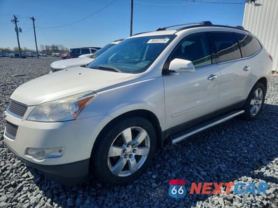 2011 CHEVROLET TRAVERSE LT 1GNKRGED0BJ374728 - główne zdjęcie licytacji z USA - miniatura