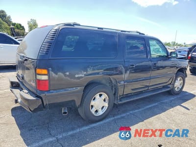 Trzecie zdjęcie samochodu z tyłu: 2005 GMC YUKON XL DENALI VIN:1GKFK66U25J115674 - miniatura