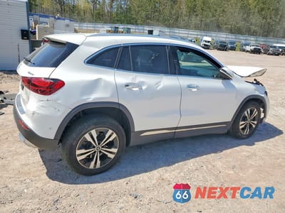 Trzecie zdjęcie samochodu z tyłu: 2024 MERCEDES-BENZ GLA 250 4MATIC VIN:W1N4N4HB9RJ557490 - miniatura