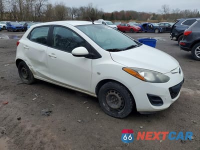 Czwarte zdjęcie samochodu z boku: 2014 MAZDA MAZDA2 SPORT VIN:JM1DE1KY0E0187775 - miniatura