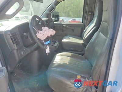 Zdjęcie 7 z 14 samochodu: 2024 CHEVROLET EXPRESS 2500 CARGO DELIVERY VAN VIN:1GCWGAFP0R1289372 - miniatura