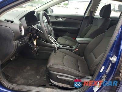Zdjęcie 7 z 12 samochodu: 2019 KIA FORTE LXS VIN:3KPF24ADXKE089602 - miniatura