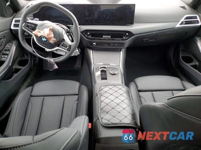 Zdjęcie 8 z 12 samochodu: 2026 BMW 330XI VIN:3MW89CW05T8G09173 - miniatura