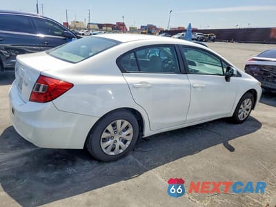 Trzecie zdjęcie samochodu z tyłu: 2012 HONDA CIVIC LX VIN:19XFB2F57CE099382 - miniatura