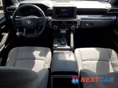 Zdjęcie 8 z 12 samochodu: 2025 TOYOTA TACOMA SR5 VIN:3TMLB5JN4SM170568 - miniatura