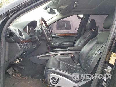 Zdjęcie 7 z 13 samochodu: 2010 MERCEDES-BENZ GL 550 4MATIC VIN:4JGBF8GE0AA570000 - miniatura