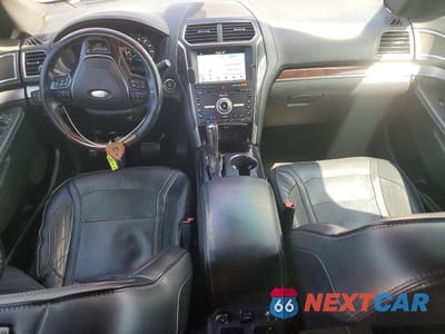 Zdjęcie 8 z 12 samochodu: 2017 FORD EXPLORER PLATINUM VIN:1FM5K8HT8HGC66281 - miniatura