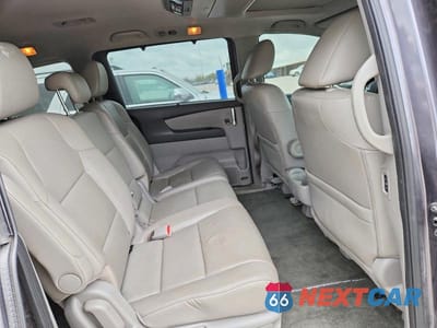 Zdjęcie 11 z 14 samochodu: 2015 HONDA ODYSSEY TOURING VIN:5FNRL5H96FB099058 - miniatura