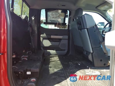 Zdjęcie 10 z 12 samochodu: 2024 FORD F350 SUPER DUTY VIN:1FT8W3DT3REE23825 - miniatura