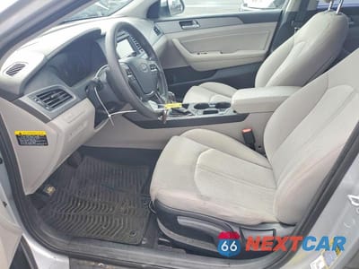 Zdjęcie 7 z 12 samochodu: 2017 HYUNDAI SONATA HYBRID SE VIN:KMHE24L36HA063411 - miniatura