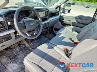 Zdjęcie 8 z 12 samochodu: 2024 FORD F250 SUPER DUTY VIN:1FTBF2BA4REC60247 - miniatura
