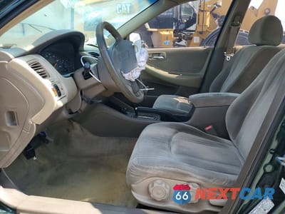 Zdjęcie 7 z 13 samochodu: 2000 HONDA ACCORD LX VIN:1HGCG564XYA030775 - miniatura