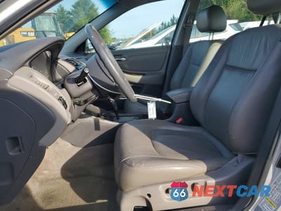 Zdjęcie 7 z 12 samochodu: 2002 HONDA ACCORD EX VIN:1HGCG16542A042137 - miniatura