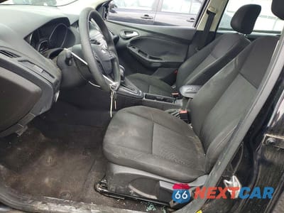 Zdjęcie 7 z 13 samochodu: 2018 FORD FOCUS SE VIN:1FADP3FE7JL226883 - miniatura