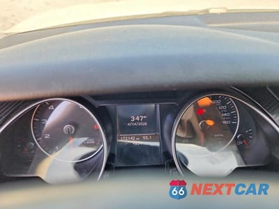 Zdjęcie 9 z 12 samochodu: 2013 AUDI A5 PREMIUM VIN:WAUGFAFR5DA061981 - miniatura