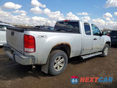 Trzecie zdjęcie samochodu z tyłu: 2011 GMC SIERRA K1500 SLE VIN:1GTR2VE37BZ432763 - miniatura