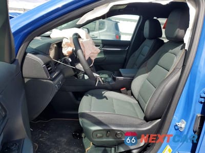 Zdjęcie 7 z 12 samochodu: 2026 GMC TERRAIN AT4 VIN:3GKALYEG1TL212286 - miniatura