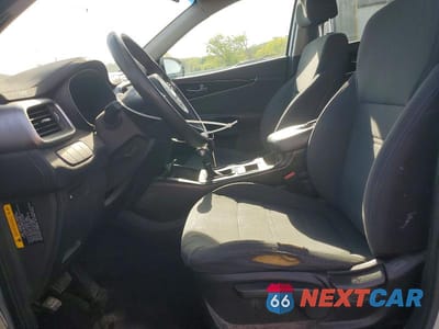 Zdjęcie 7 z 13 samochodu: 2018 KIA SORENTO LX V6 VIN:5XYPGDA56JG413872 - miniatura
