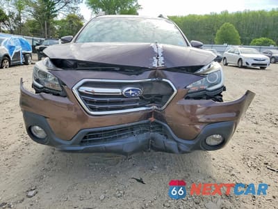 Piąte zdjęcie samochodu w środku: 2019 SUBARU OUTBACK 2.5I LIMITED VIN:4S4BSAJC4K3290743 - miniatura