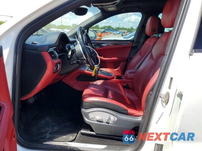 Zdjęcie 7 z 12 samochodu: 2015 PORSCHE MACAN S VIN:WP1AB2A52FLB43431 - miniatura