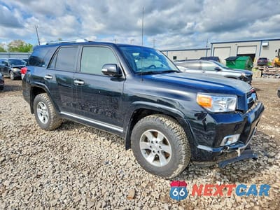 Czwarte zdjęcie samochodu z boku: 2013 TOYOTA 4RUNNER SR5 VIN:JTEBU5JR0D5143624 - miniatura