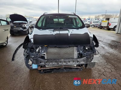 Piąte zdjęcie samochodu w środku: 2016 FORD ESCAPE SE VIN:1FMCU9GX0GUB54750 - miniatura