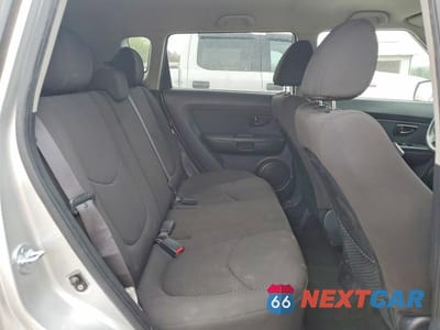 Zdjęcie 11 z 13 samochodu: 2012 KIA SOUL BASE VIN:KNDJT2A51C7449894 - miniatura