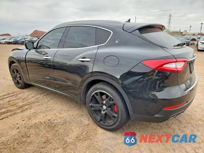 Drugie zdjęcie samochodu z przodu: 2017 MASERATI LEVANTE S VIN:ZN661YUA3HX243814 - miniatura