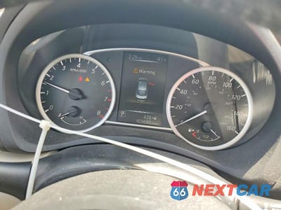 Zdjęcie 9 z 12 samochodu: 2017 NISSAN SENTRA SV VIN:3N1AB7APXHY376521 - miniatura