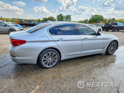 Trzecie zdjęcie samochodu z tyłu: 2019 BMW 530 I VIN:WBAJA5C56KBX86641 - miniatura